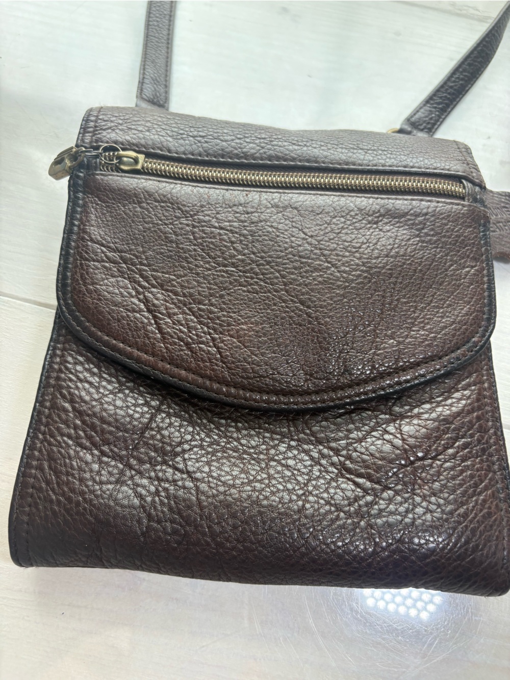 Sonoma Classic Brown Leather Crossbody Bag